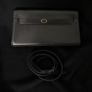 Verafied New York Noir Shoulder Bag